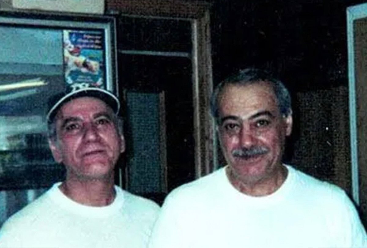 Une photographie des débuts, deux hommes chez EuroDeli